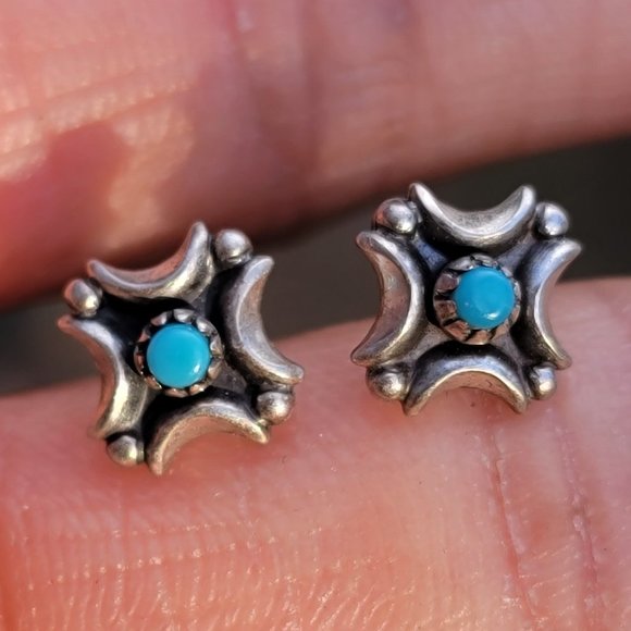 Native American Fred Harvey Era turquoise crescent moons raindrops sterling stud - Picture 7 of 15